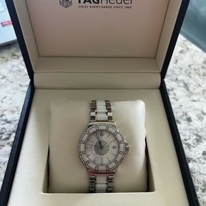 Brand new never worn woman’s formula 1 WAH121D.BA0861 SS CERAMIC DIAMONDs